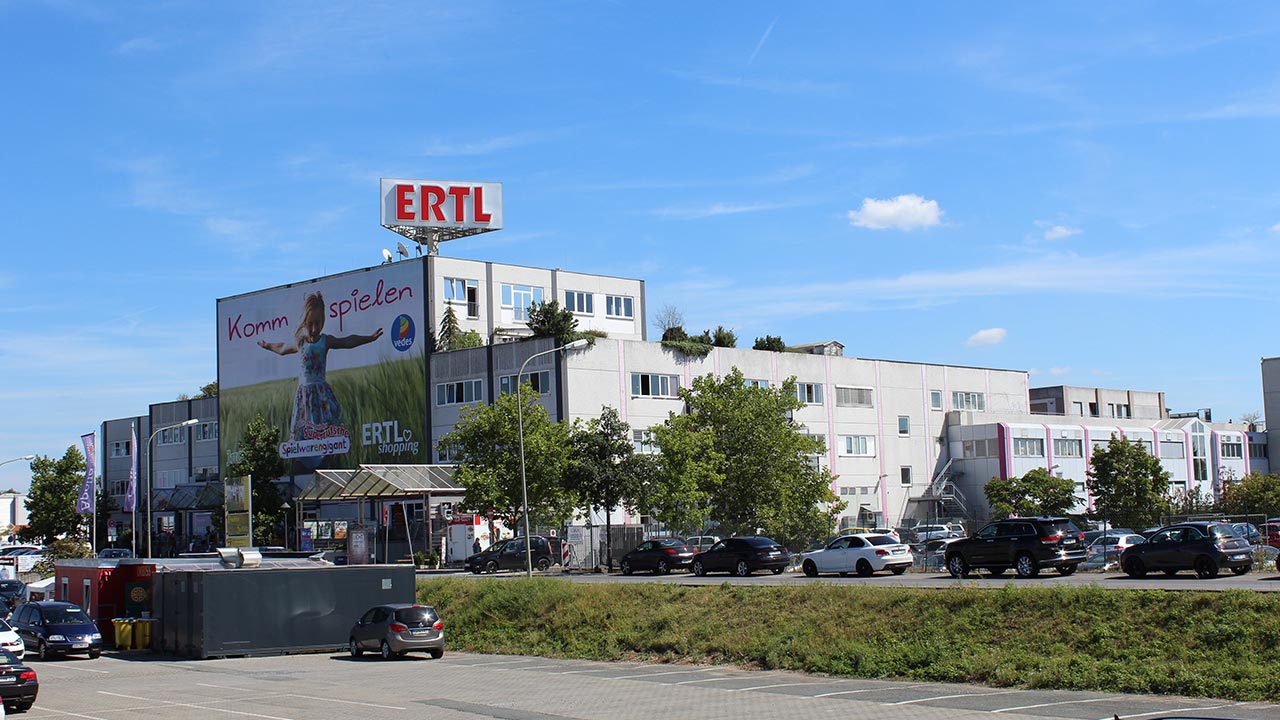 Außenansicht H&M Filiale Bamberg Hallstadt